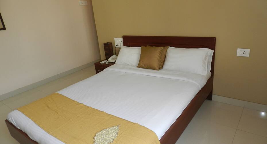 Merry Gold Hotel, Pune 5